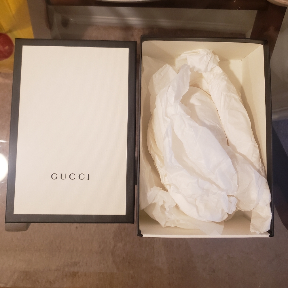 Gucci Empty Box - Picture 2 of 3